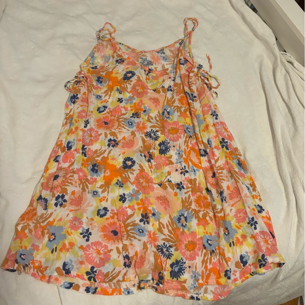 Floral lightweight dress. Size large